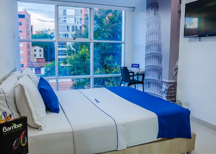 Hotel Laureles Plaza