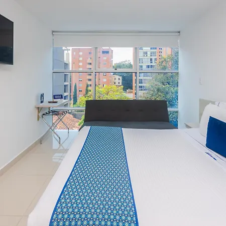 Hotel Laureles Plaza Medellin Exterior photo