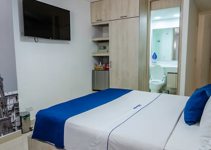 Hotel Laureles Plaza